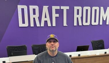 Will Rob Brzezinski Be the Next Vikings GM?