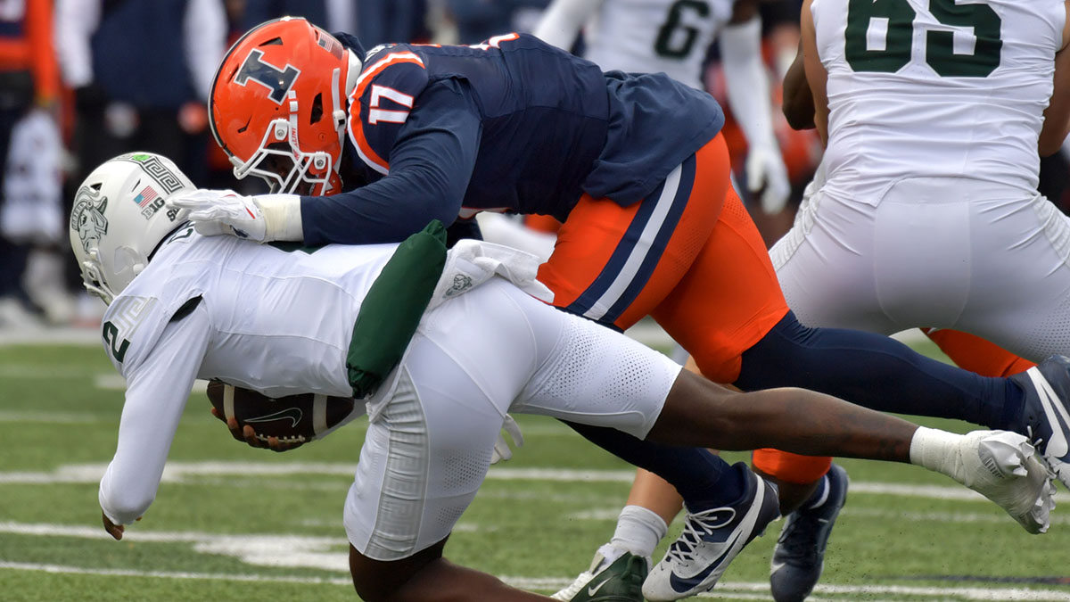 Patriots trade up, take Illinois edge Gabe Jacas in NFL Draft Round 2 – NBC Sports Boston