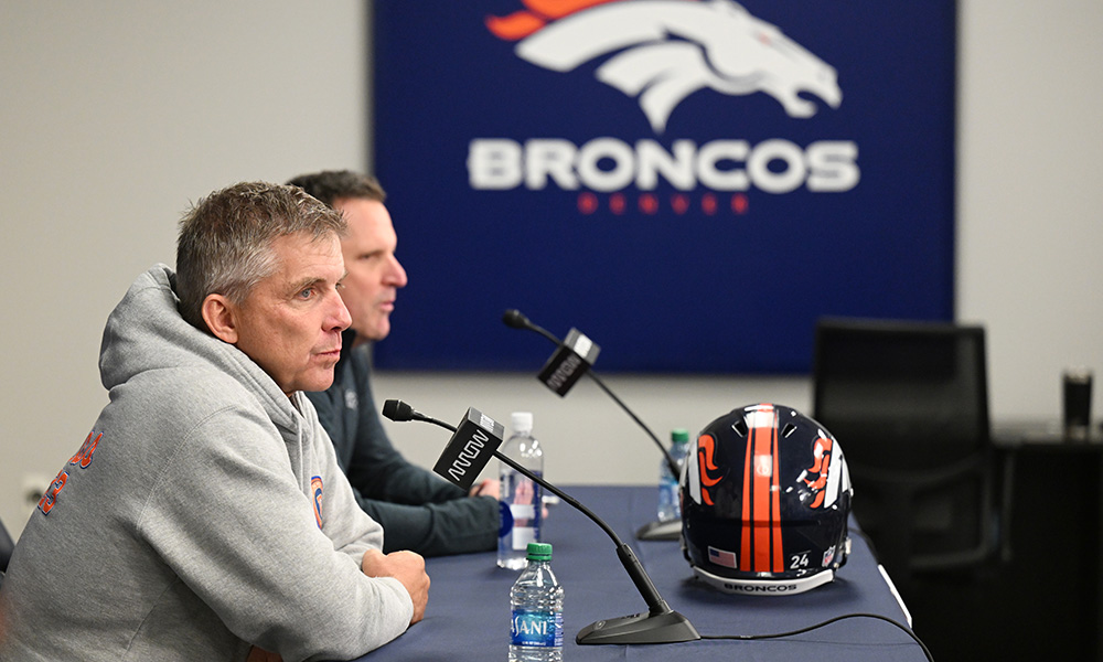 Oddsmaker identify three positions as favorites for Broncos to draft first – Denver Sports