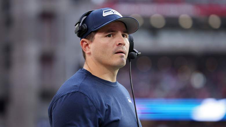 Mike Macdonald Chris Johnson Seattle Seahawks