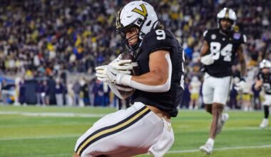 NFL Draft 2026 best available players for New England Patriots: Keyron Crawford, Eli Stowers