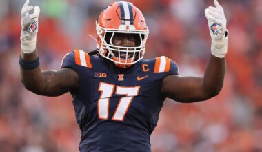 Patriots trade up to nab Illinois edge Gabe Jacas with pick No. 55 in 2026 NFL Draft