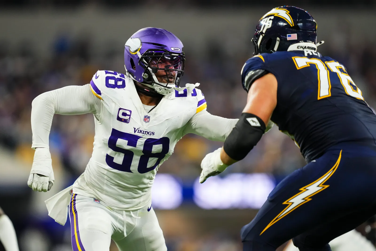 Minnesota Vikings DE Jonathan Greenard