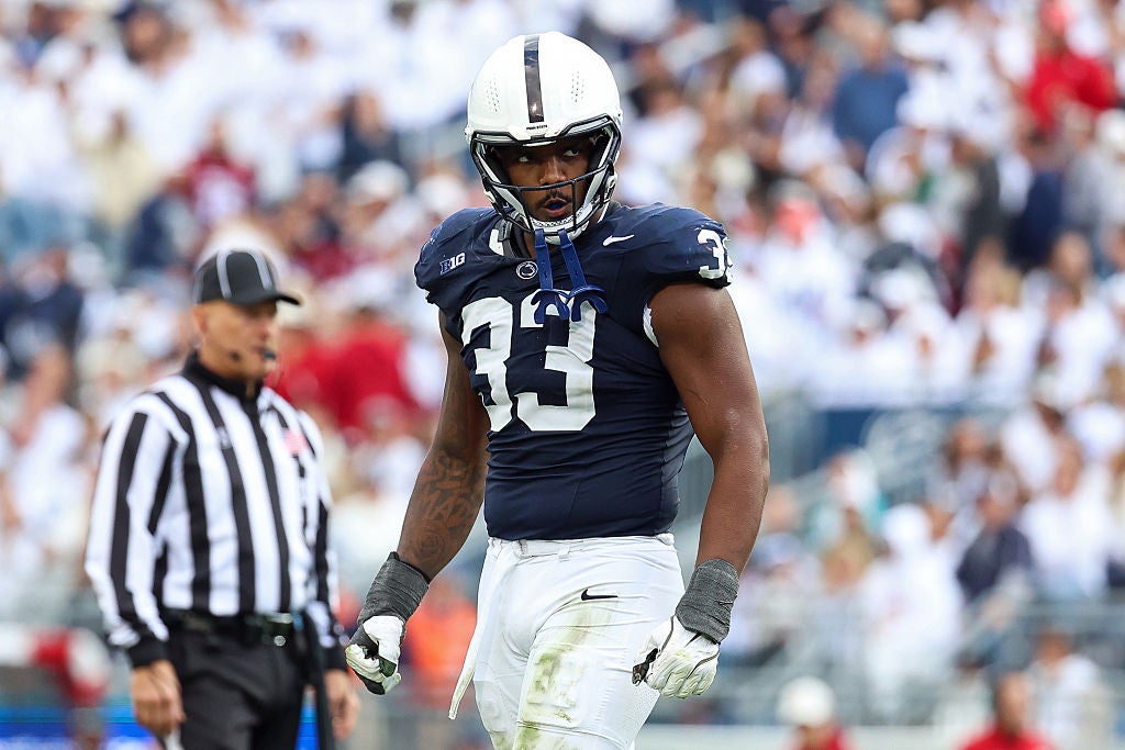 STATE COLLEGE, PENNSYLVANIA - NOVEMBER 8: Dani Dennis-Sutton #33 of the Penn State Nittany Lions reacts before a play against the Indiana Hoosiers at Beaver Stadium on November 8, 2025 in State College, Pennsylvania. (Photo by Isaiah Vazquez/Getty Images)