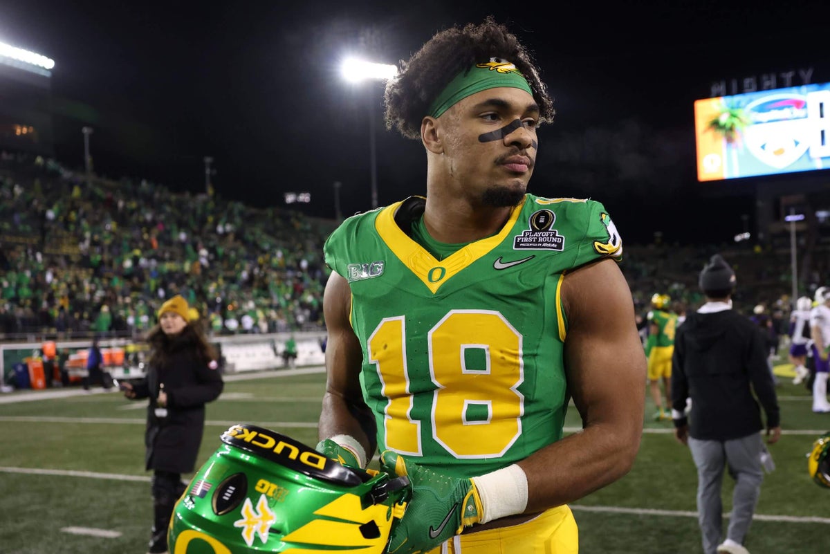 Exploring Panthers’ draft scenarios at 19: An Oregon playmaker? Another WR?