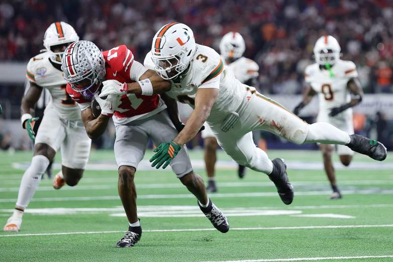 Miami Hurricanes DE Akheem Mesidor