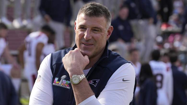 Head coach Mike Vrabel of the New England Patriots