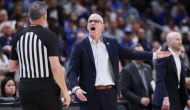 Dan Hurley on headbutting ref: ‘Zero technical fouls in my NCAA Tournament coaching career’