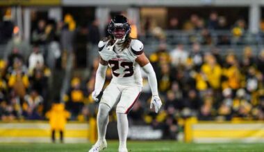 Man who allegedly robbed and stole car of Houston Texans player Jaylen Reed sentenced to 10 years in prison