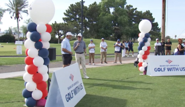 Raiders tight end Brock Bowers helps grow youth golf at Las Vegas clinic