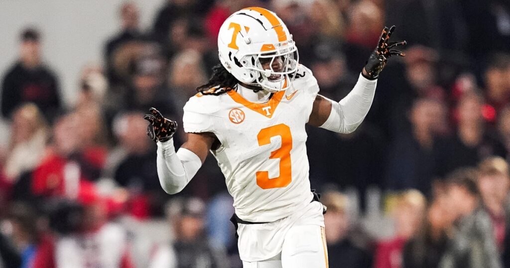 Jermod McCoy, Tennessee