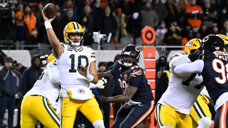 Packers predicted to acquire underwhelming $33 million Colts QB to compete with Jordan Love image