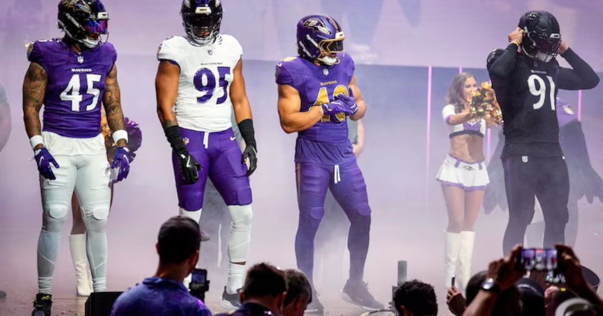 Baltimore Ravens unveil new uniforms with ‘color-shifting’ material