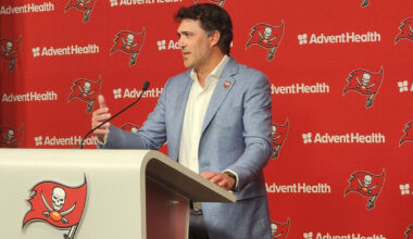 Bucs Oc Zac Robinson
