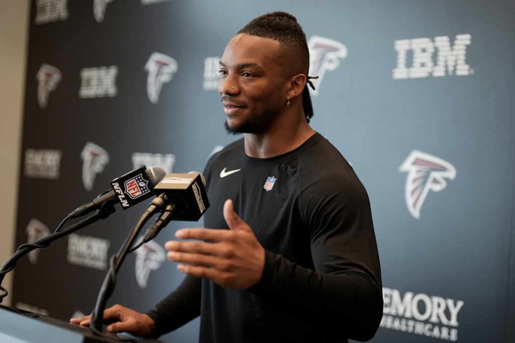Falcons exercise All-Pro running back Bijan Robinson’s 5th-year option for the 2027 season