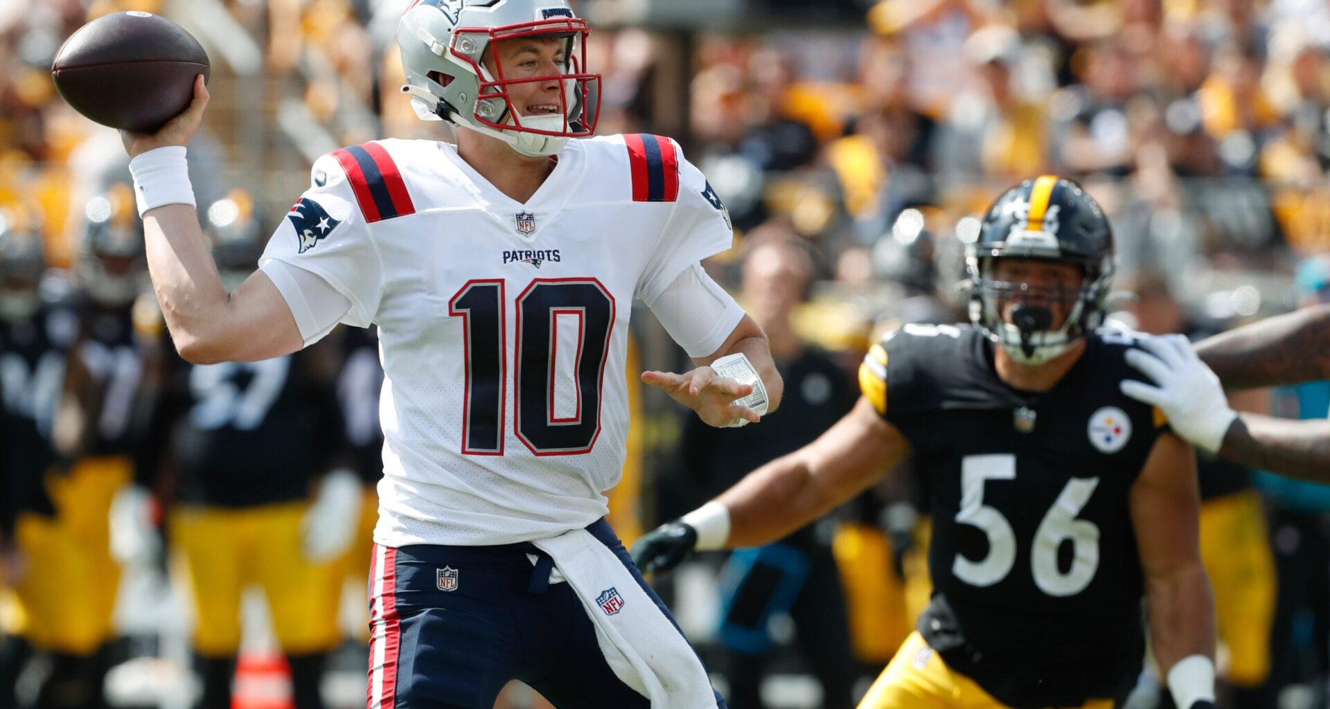 Sep 18, 2022; Pittsburgh, Pennsylvania, USA; New England Patriots quarterback Mac Jones (10) passes against the Pittsburgh Steelers during the second quarter at Acrisure Stadium.