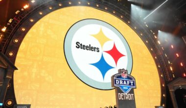 ESPN mocks multiple Steelers 2026 NFL Draft Round 1 trades