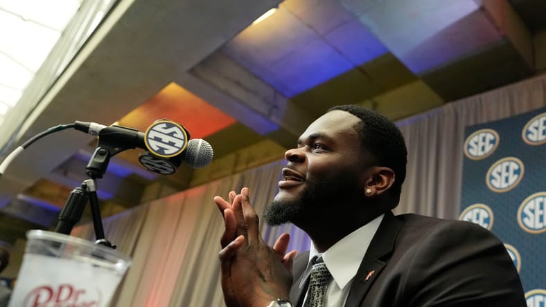 Florida DL Caleb Banks speaks during SEC Media Days in Atlanta. vikings draft round 1 options 2026