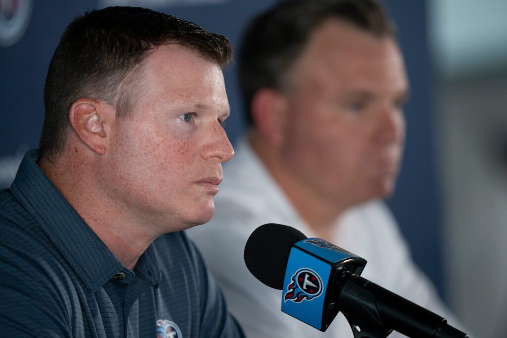 Titans President Of Football Operations Chad Brinker Stepping Down
