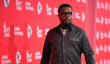 Former Florida OL Jawaan Taylor signs with new NFL team