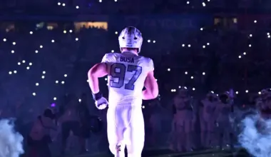 49ers projected to sign perfect Pro Bowl pass rusher to pair with Nick Bosa image