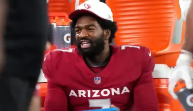 Why Jacoby Brissett wants Arizona to commit before he reports to work image