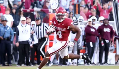 Seahawks linked to 1,000-yard RB amid desire to replace Kenneth Walker image