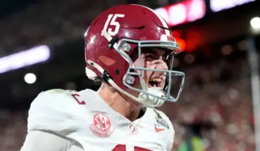 Steelers select Aaron Rodgers replacement in latest mock draft image