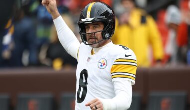 Dec 28, 2025; Cleveland, Ohio, USA; Pittsburgh Steelers quarterback Aaron Rodgers (8) warms up before the game against the Cleveland Browns at Huntington Bank Field.