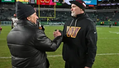 Commanders urged to make 4-for-1 trade with Ravens image