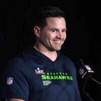 Seahawks brought free agent edge rusher Dante Fowler in for a visit