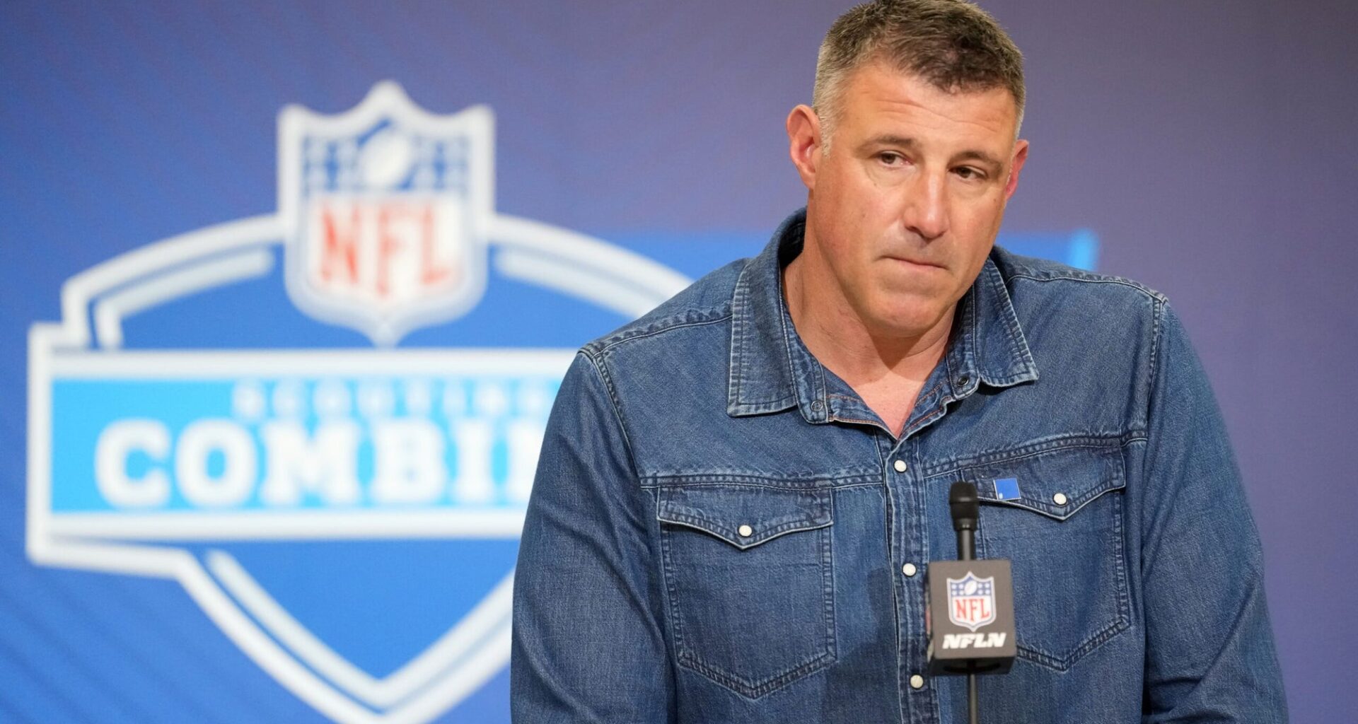 Mike Vrabel sees edge rusher talent 'at all different levels' of 2026 NFL Draft - 98.5 The Sports Hub