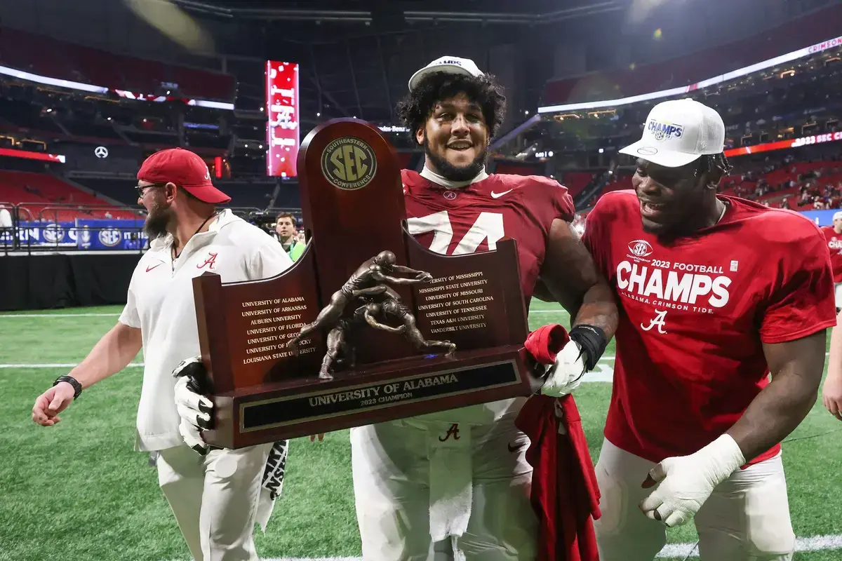 Chiefs, Chargers Agree to Trade In Latest Mock Draft