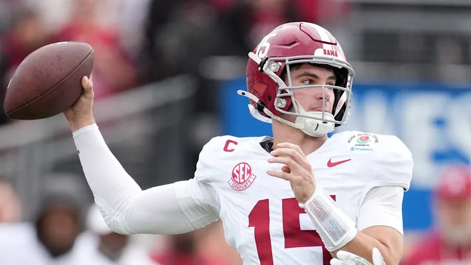 Jan 1, 2026; Pasadena, CA, USA; Alabama Crimson Tide quarterback Ty Simpson (15) passes against the Indiana Hoosiers in the first half of the 2026 Rose Bowl and quarterfinal game of the College Football Playoff at Rose Bowl Stadium. Mandatory Credit: Kirby Lee-Imagn Images© Kirby Lee-Imagn Images&period;