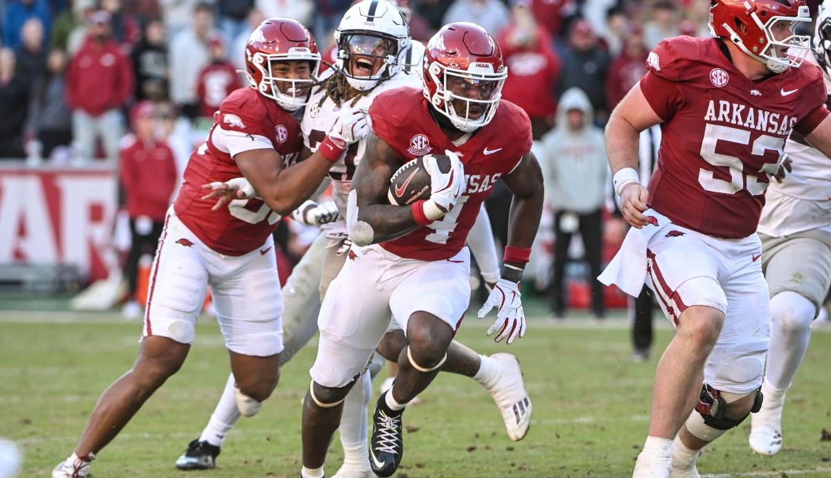 Mike Washington Jr. NFL Draft Projection Lands The Arkansas RB With The Jaguars