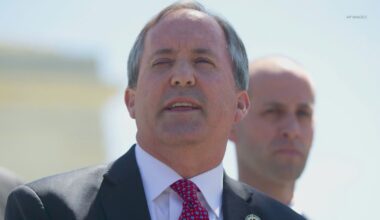 Texas sues City of Houston over newly approved ICE ordinance