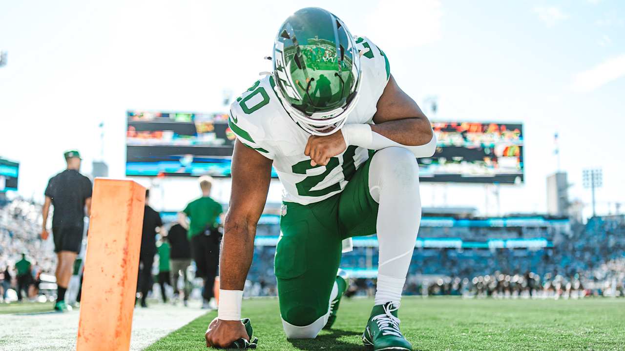 GM Darren Mougey Looks to Get Deal Done with RB Breece Hall Post NFL Draft