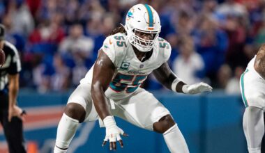 Dolphins' Aaron Brewer admits he was 'shook' by Jaylen Waddle trade: 'What are we doing?'