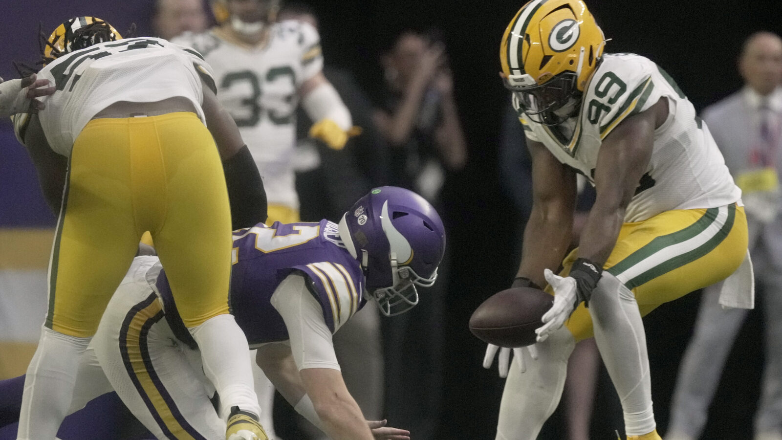 Trade proposals have Vikings sending away Jonathan Greenard, J.J. McCarthy