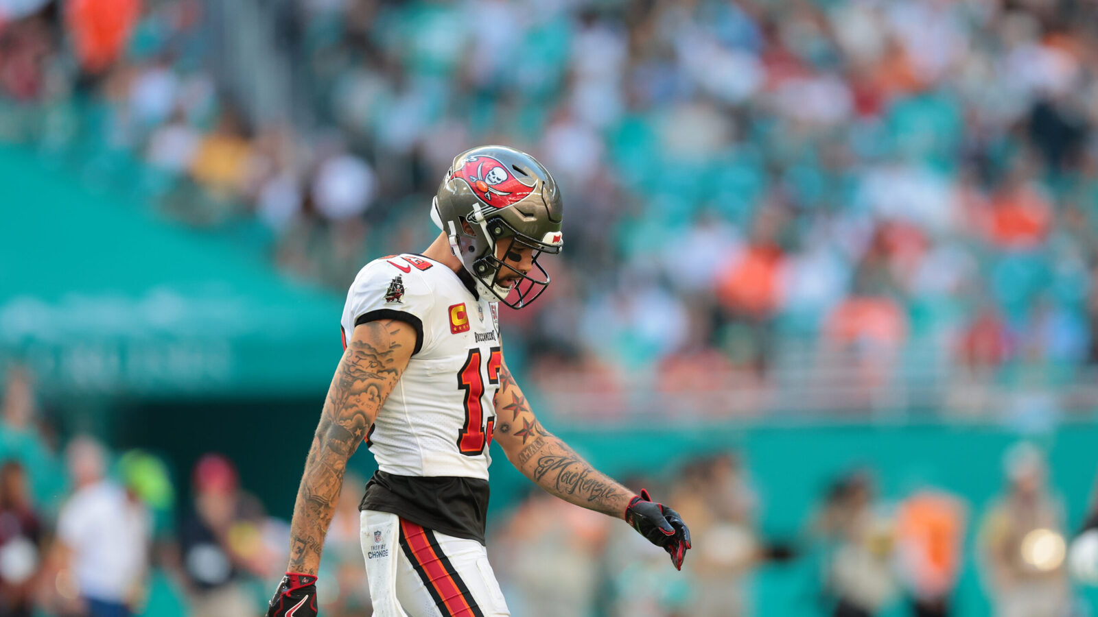 49ers Pay $60M For Mike Evans After He Missed 12 Games In Two Years