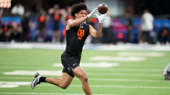 Report: Steelers Bringing Big Name Wide Receiver In For A Visit (Steelers News)