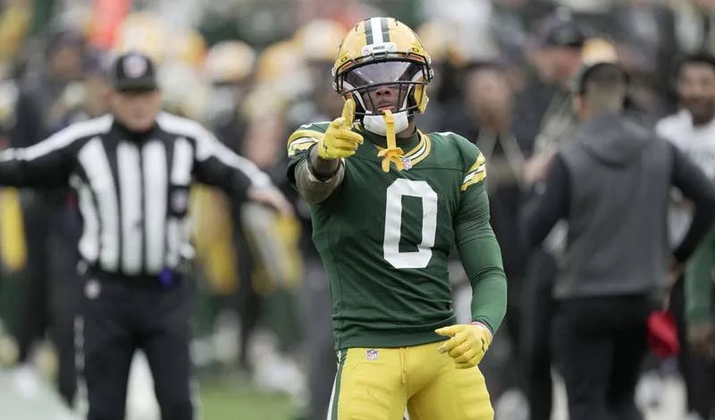 NFL, American Football Herren, USA Cincinnati Bengals at Green Bay Packers Oct 12, 2025 Green Bay, Wisconsin, USA Green Bay Packers wide receiver Matthew Golden 0 reacts after a 45-yard reception during the second quarter of their game against the Cincinnati Bengals at Lambeau Field. Green Bay Lambeau Field Wisconsin USA, EDITORIAL USE ONLY PUBLICATIONxINxGERxSUIxAUTxONLY Copyright: xMarkxHoffmanx 20251012_szo_usa_0256
