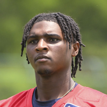 Cameron Ward Cameron Ward Working in the Building, Making Good Progress