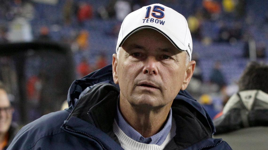 Former Florida Gators QB Tim Tebow announces father's death