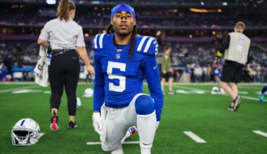 Two former Colts defenders retire on same day