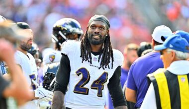 Should the Ravens bring back Jadaveon Clowney?