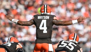 Fans: Should the Browns consider starting Deshaun Watson this season?