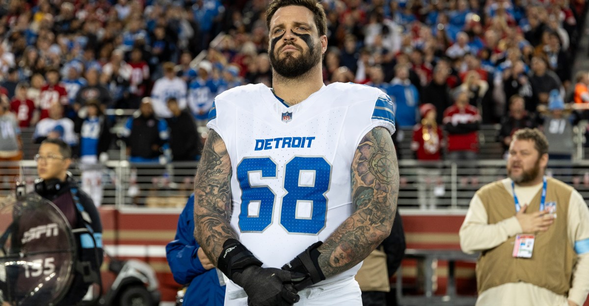 Report: Taylor Decker not interested in signing with Bears, Packers