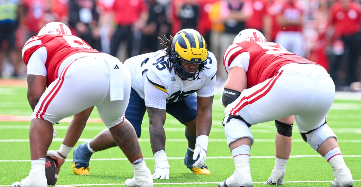 Elite DL recruit takes surprise visit to Michigan Football last weekend