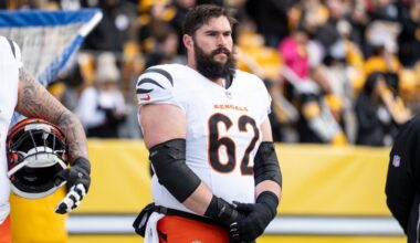 NY Giants news: Veteran center-guard Lucas Patrick signs with New York